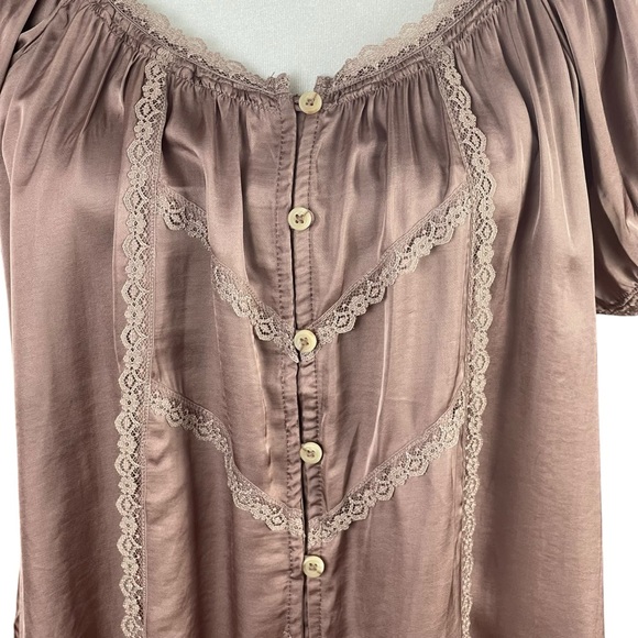 Anthropologie Amber Lace-Accent Top - Picture 7 of 9